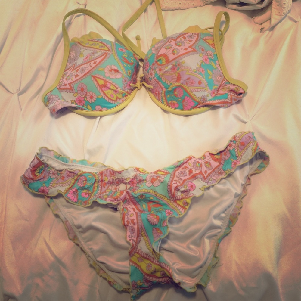 Victoria’s Secret Bikini